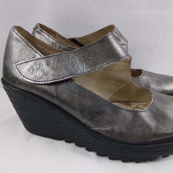 Fly London Gunmetal Gray Pewter Yasi Wedge Mary Jane Style Shoes 40 US 9 9.5 - Picture 2 of 13